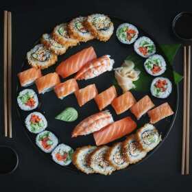 Zamawianie Futo Maki online vs. restauracja – Oso Sushi