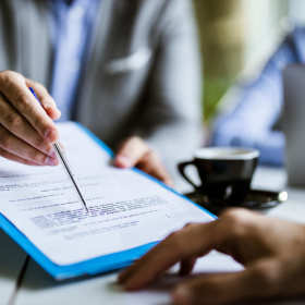 Ubezpiecz się! Jakie ubezpieczenia warto opłacać, by czuć się bezpiecznie?