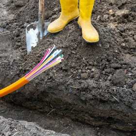 Budowa sieci telekomunikacyjnych – kluczowe aspekty