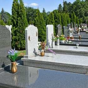 Nagrobki pojedyncze - estetyka i funkcjonalność