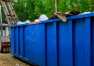 W jakich kontenerach można składować odpady budowlane?