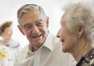 Jak zapewnić seniorom całodobową opiekę?