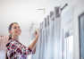 Jakie cechy nadają Twoim wnętrzom osłony i dekoracje okienne? Sprawdź, które firany i zasłony sprawdzą się w Twoim domu