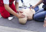 Czemu warto zdecydować się na kurs pierwszej pomocy? Poznaj ofertę Centrum doskonalenia kadr medycznych Artimedic! 