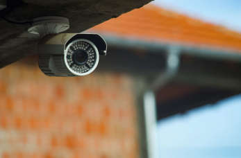 Ochrona posesji prywatnej. Czy sam monitoring wystarczy?