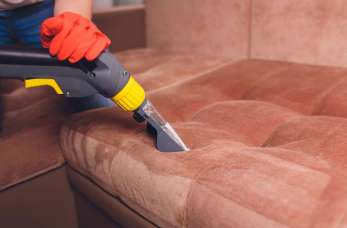 Jak wyczyścić tapicerowane meble?