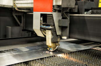 Kompleksowa i profesjonalna obróbka blach? Tak, z Emet Sp. z o.o.