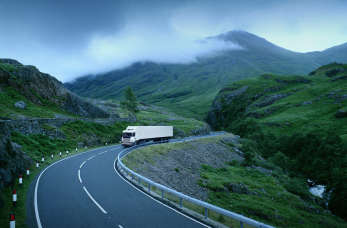 Poznaj szeroką ofertę agencji celnej PREMIER SPED