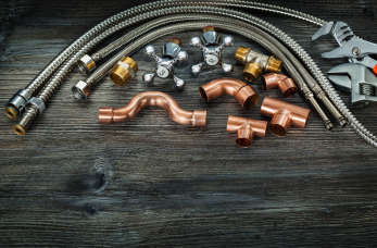 Montaż instalacji sanitarnych z firmą MM System