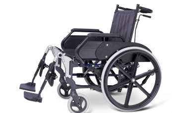 Dlaczego warto wypożyczyć wózek inwalidzki?
