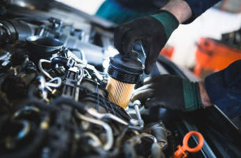 Wymiana filtrów i oleju z Firmą Wielobranżową Kemes - Auto Sp. Z O.O.