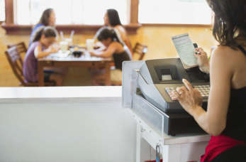 Sprzedaż i serwis drukarek oraz kas fiskalnych – Api Trade Sp. z o.o.