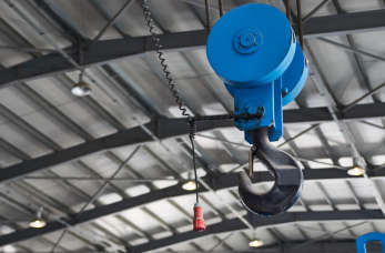 Szerokie zastosowanie urządzeń dźwignicowych