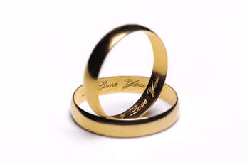 Piękne obrączki ślubne na specjalne zamówienie z Pracownią Jubilerską Soverin