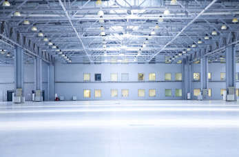 Chcesz zbudować halę stalową? Zleć to firmie Igo-Stal Kowalstwo Artystyczne!