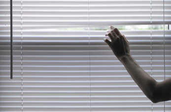 Ty i Ja Sklep Przemysłowy: na co zwrócić uwagę decydując się na żaluzje dzień-noc?