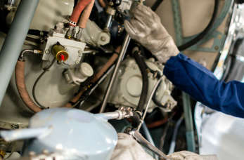 Remontowanie zużytych maszyn przez firmę Andos S.Olejarz