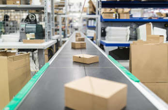 Wszystko, co warto wiedzieć na temat przenośników taśmowych