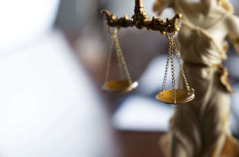 Co warto wiedzieć na temat działu spadku i zniesienia współwłasności?