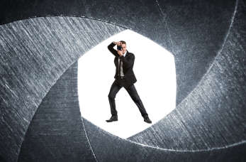 Urządzanie szpiegowskie dostępne na rynku