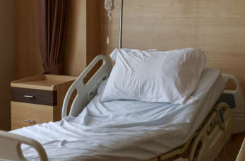 Kiedy wypożyczyć lub kupić łóżko rehabilitacyjne elektryczne w Ortomed Piotr Tarnowicz?