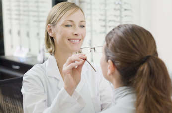 Salon optyczny FHU 4eye Piotr Zachariasz w Będzinie – nowoczesne technologie na straży zdrowia oczu