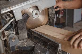 Rodzaje maszyn do obróbki drewna