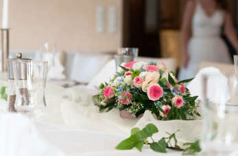 Przygotuj niezapomniane przyjęcie z Kwiaciarnią Botaniczną