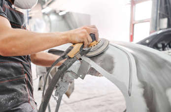 Czym zajmuje się Blacharstwo Lakiernictwo Janusz Gajda?