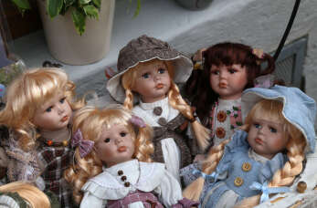  Jakie zabawki dla dziewczynek oferuje hurtownia Imperial? 