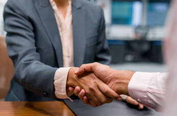 Czym zajmuje się notariusz w Kancelarii Notarialnej Notariusze Anna Błażewicz Andrzej Mysłowski s.c.?