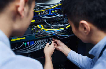 Projektowanie i budowa instalacji teletechnicznych z pomocą firmy Damir