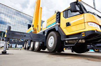 Profesjonalne usługi dźwigowe i podnośnikowe