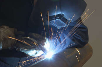  Usługi Spawalnicze Arkadiusz Wolanowski: Na czym polega praca spawacza?