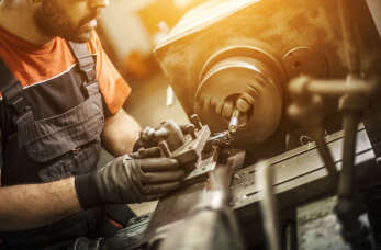 Które elementy obrabiarki zużywają się najszybciej? 