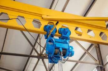 Jak działają i jakie znaczenie mają hamulce suwnicy?