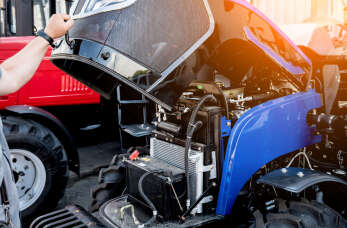 Na czym polega diagnostyka ciągników rolniczych przeprowadzana przez firmę Agro-Tom-Serwis i kiedy warto ją wykonać?