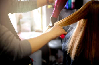 Kompleksowe usługi fryzjerskie w Atelier Hair Studio Katarzyna Meller!