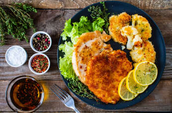 Restauracja Stara Galeria: Tradycyjne polskie dania i niepowtarzalny klimat wnętrza dla miłośników stylu vintage