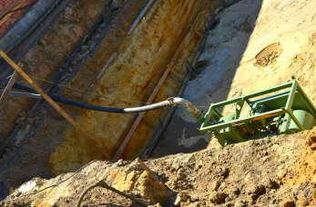 Przygotowanie terenu pod budowę domu jednorodzinnego, dróg i ścieżek rowerowych z firmą Zakład budowlano-transportowy Janusz Derylak