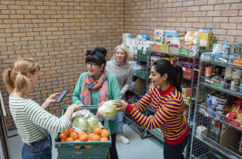 Dlaczego warto oddawać żywność do Banku Żywności w Elblągu?