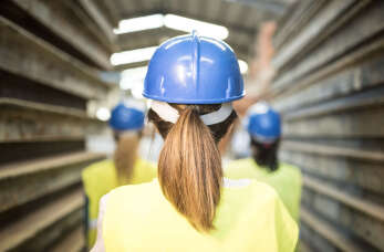 Technik BHP – ciekawy zawód, którego naukę warto rozpocząć w CK Edukator Anna Sowińska