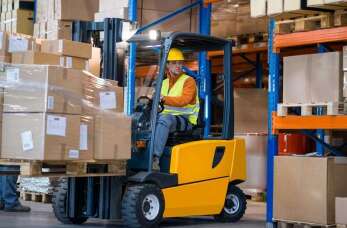 Zalety elektrycznych wózków widłowych