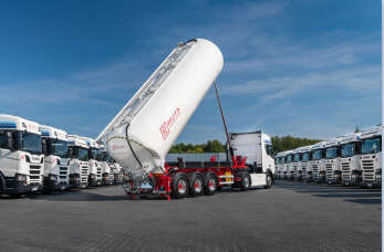 W jaki sposób transportowane są materiały sypkie?