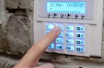 Pełne bezpieczeństwo dzięki systemom alarmowym oferowanym przez Pro-Com