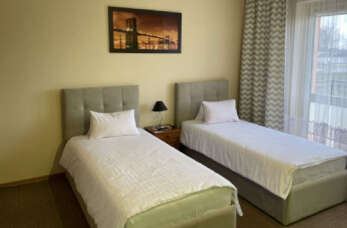 Postój w trakcie dalekiej podróży i dobry sen – poznaj noclegi w Zajeździe nad Sanem!