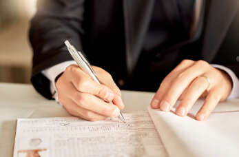 Czym kierować się przy wyborze usług notarialnych? Kancelaria Notarialna Adam Rusek