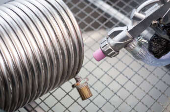 Na czym polega piaskowanie metali? Poznaj ofertę firmy Galmet