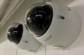 Najważniejsze zabezpieczenia inteligentnego domu i podwórka