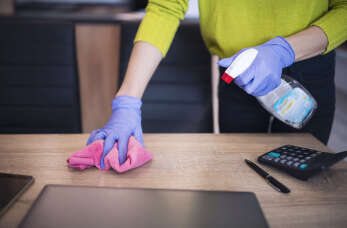 Zadbane i lśniące czystością biuro, dzięki Bakus Firma Sprzątająca Barbara Korkowska